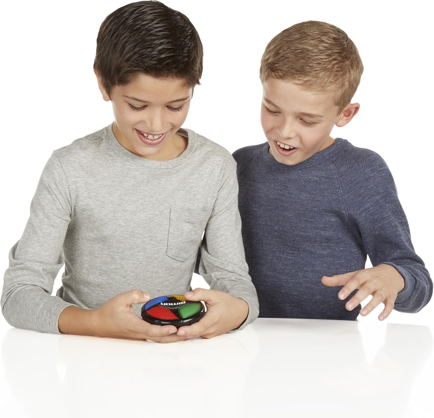 Hasbro Gaming Simon Micro Series Electronic Game for 1 or More Players, Classic Simon Gameplay in a Compact Size, Fun Party Game for Kids Ages 8+ - Image 5